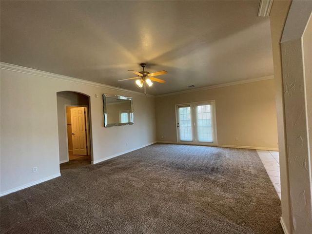 9621 Montclaire Drive, Midwest City, OK 73130