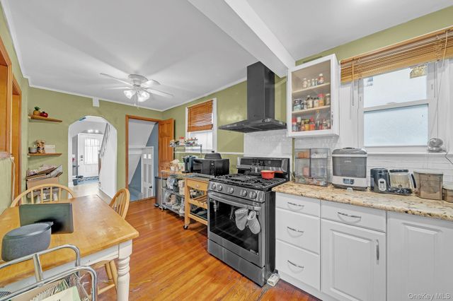 1442 Woolworth Street, Elmont, NY 11003