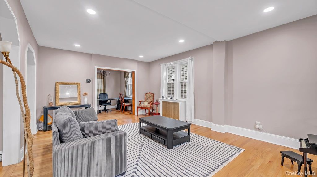 1442 Woolworth Street, Elmont, NY 11003 — photo 5