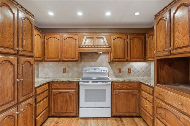 3501 Greenleaf Drive, Waco, TX 76710