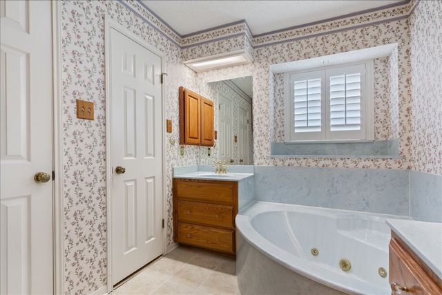 3501 Greenleaf Drive, Waco, TX 76710