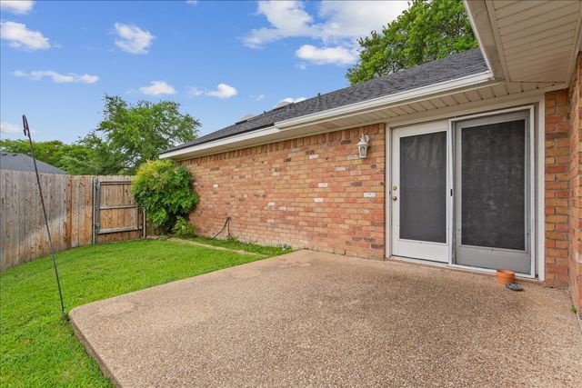 3501 Greenleaf Drive, Waco, TX 76710