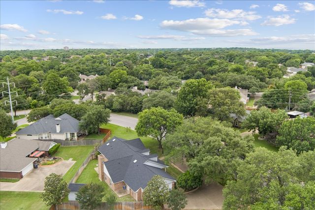 3501 Greenleaf Drive, Waco, TX 76710