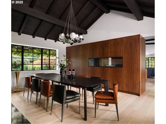 7307 Nw PENRIDGE Rd, Portland, OR 97229