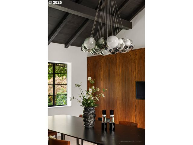 7307 Nw PENRIDGE Rd, Portland, OR 97229