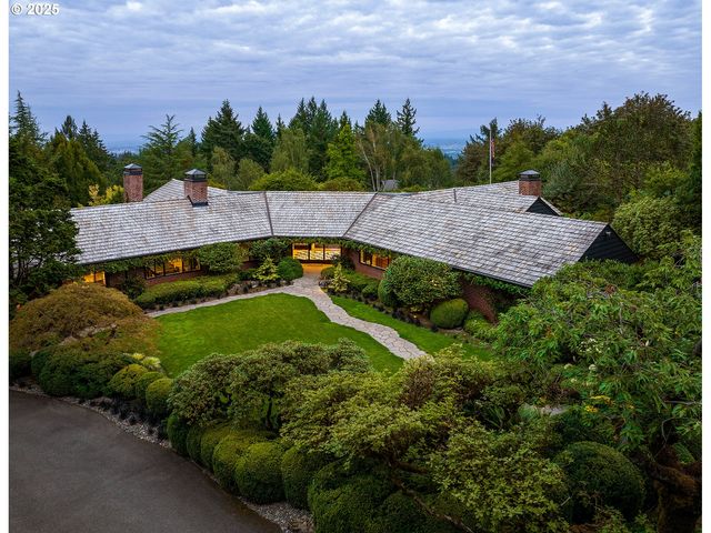 7307 Nw PENRIDGE Rd, Portland, OR 97229