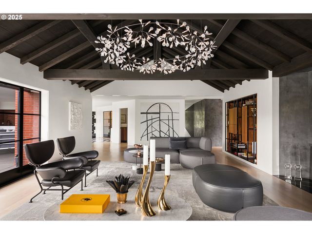 7307 Nw PENRIDGE Rd, Portland, OR 97229