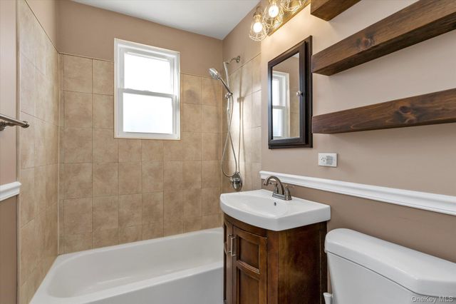 494 S Ocean Avenue 1M, Freeport, NY 11520