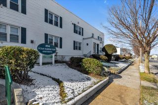 494 S Ocean Avenue 1M, Freeport, NY 11520