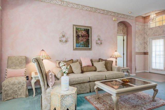 465 KNIGHT DRIVE, Tarpon Springs, FL 34688