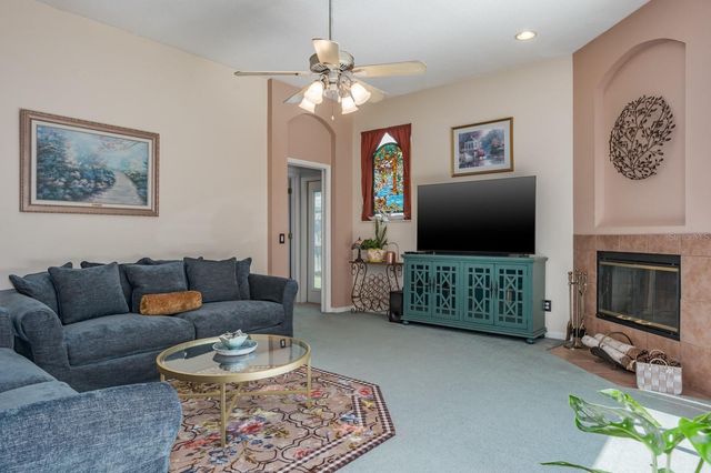 465 KNIGHT DRIVE, Tarpon Springs, FL 34688