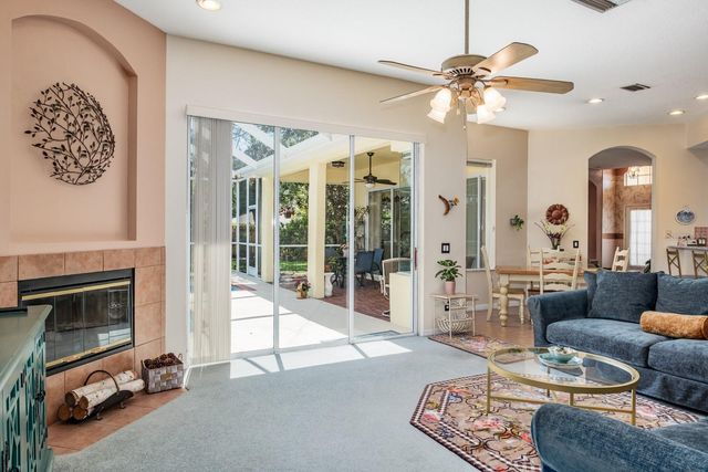 465 KNIGHT DRIVE, Tarpon Springs, FL 34688