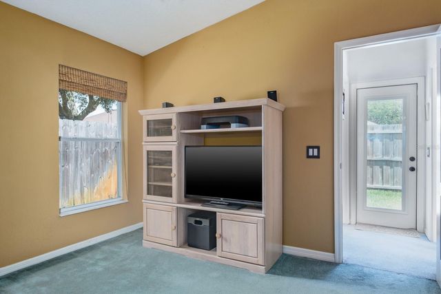 465 KNIGHT DRIVE, Tarpon Springs, FL 34688