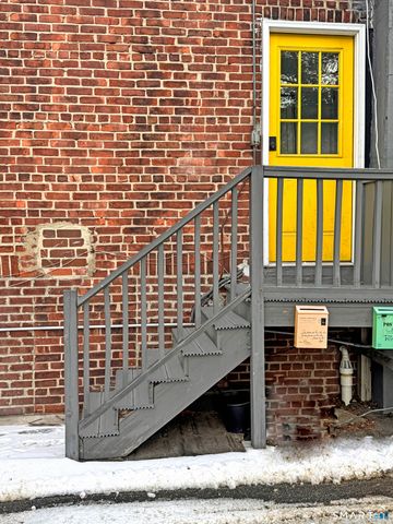 18 Riverside Avenue 2nd floor, Westport, CT 06880