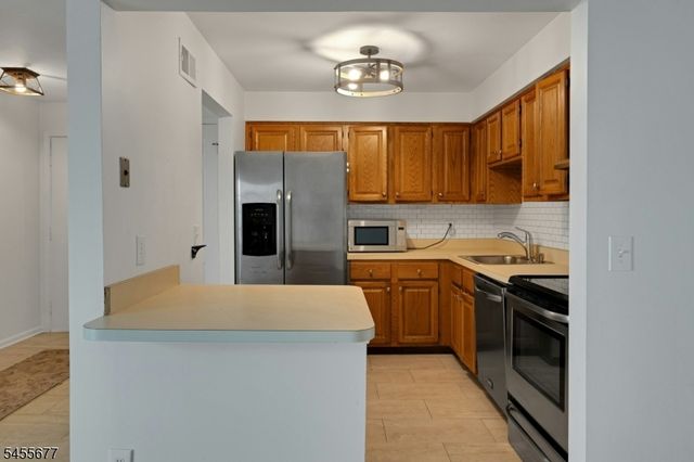 203 Alexandria Way, Bernards Twp., NJ 07920