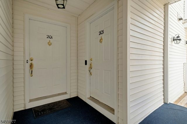 203 Alexandria Way, Bernards Twp., NJ 07920