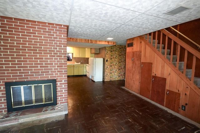 29222 Durand AVENUE, Burlington, WI 53105