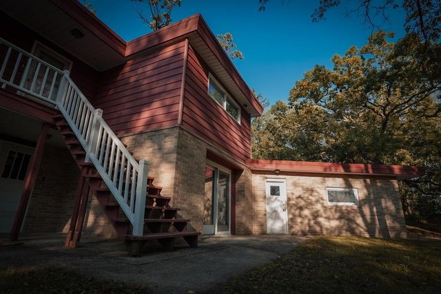 29222 Durand AVENUE, Burlington, WI 53105