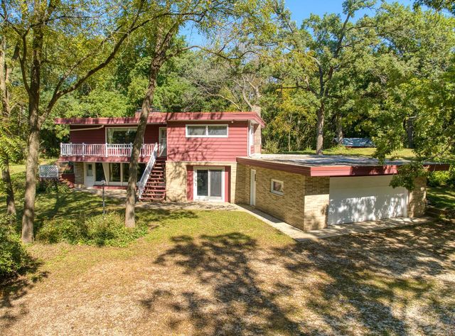 29222 Durand AVENUE, Burlington, WI 53105