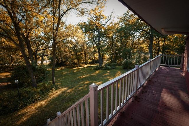 29222 Durand AVENUE, Burlington, WI 53105