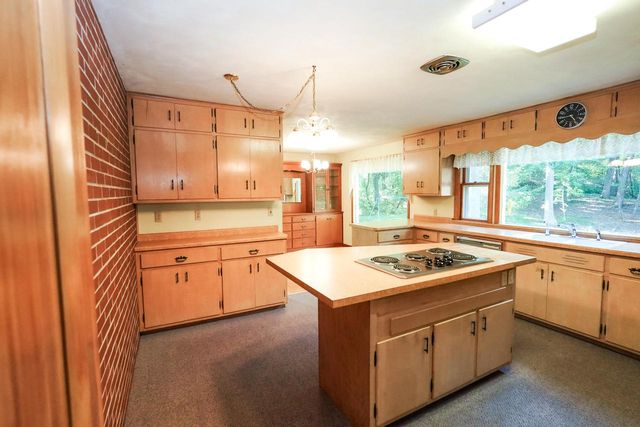 29222 Durand AVENUE, Burlington, WI 53105