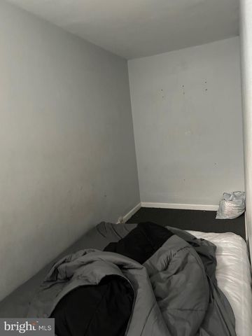 2072 E CLEMENTINE ST, Philadelphia, PA 19134