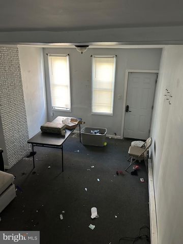 2072 E CLEMENTINE ST, Philadelphia, PA 19134