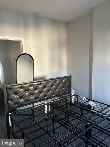 2072 E CLEMENTINE ST, Philadelphia, PA 19134