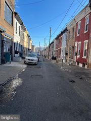 2072 E CLEMENTINE ST, Philadelphia, PA 19134