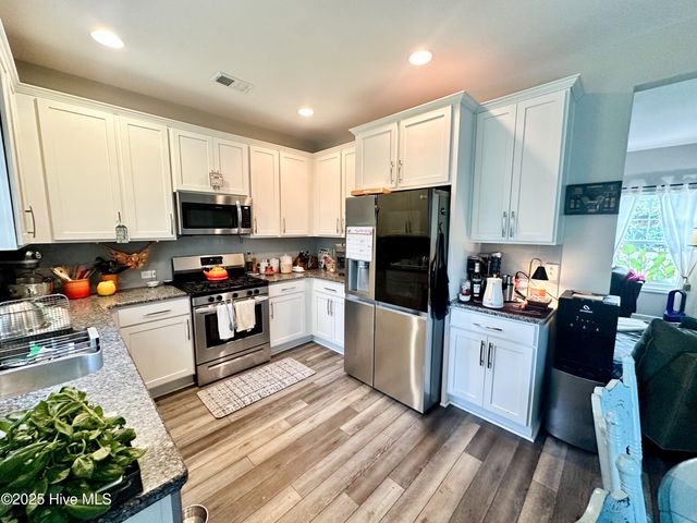 3016 Goldenaster Court, Leland, NC 28451