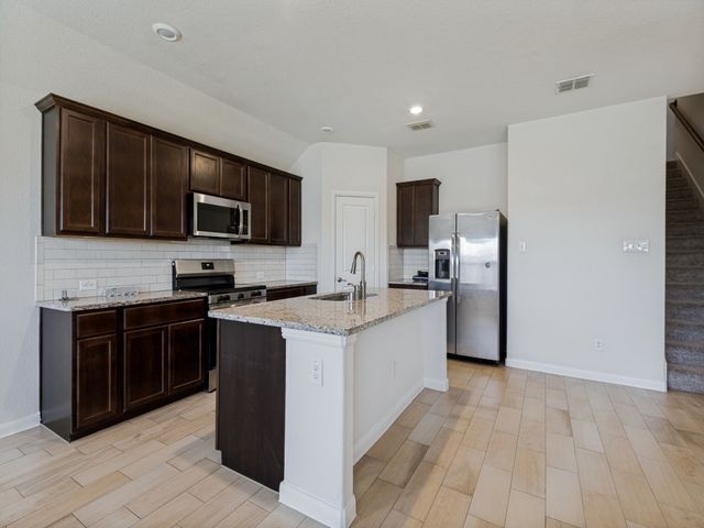 412 Acadia Lane, Forney, TX 75126