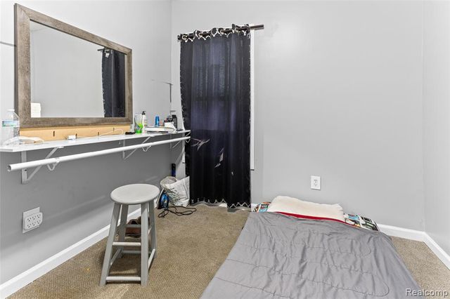 5860 Hazlett Street, Detroit, MI 48210