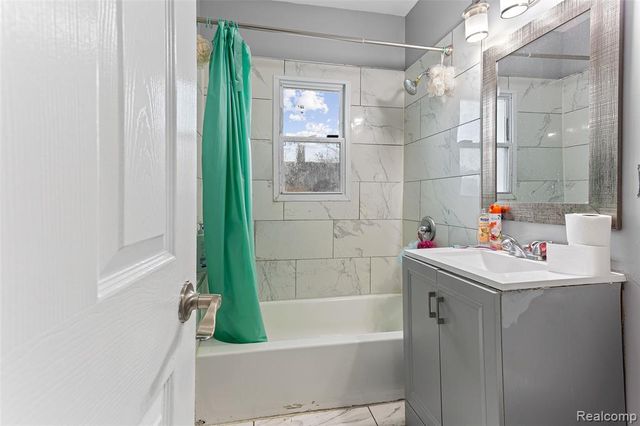 5860 Hazlett Street, Detroit, MI 48210