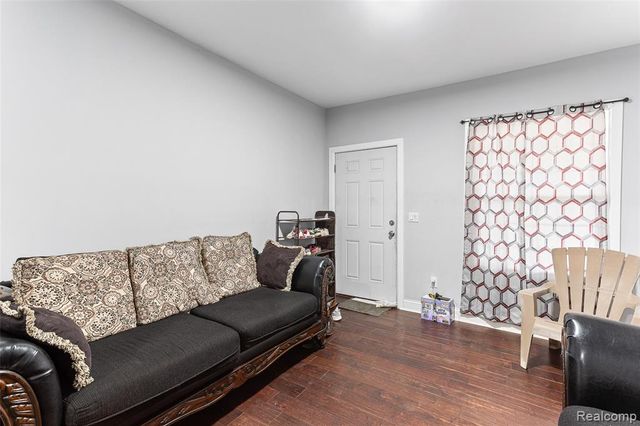 5860 Hazlett Street, Detroit, MI 48210