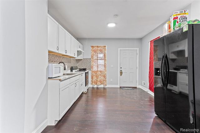 5860 Hazlett Street, Detroit, MI 48210