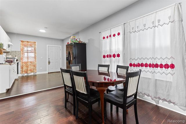 5860 Hazlett Street, Detroit, MI 48210