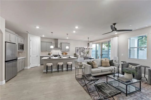 8649 N Whistler Drive, Fresno, CA 93720