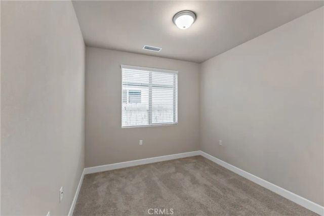 8649 N Whistler Drive, Fresno, CA 93720