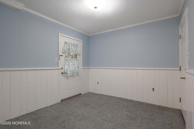 7 Wren Way, Howell, NJ 07731