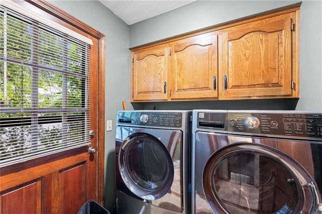 11408 Hemlock Street, Overland Park, KS 66210
