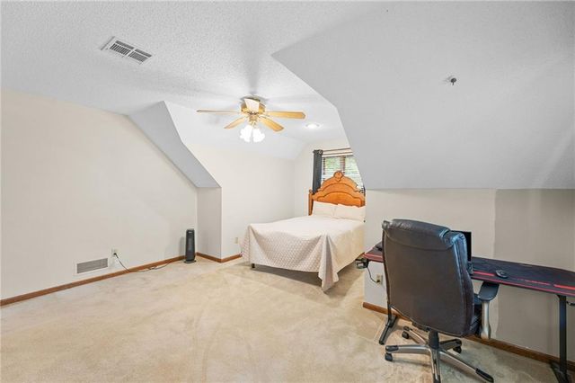 11408 Hemlock Street, Overland Park, KS 66210