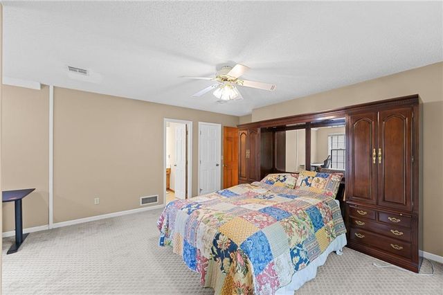 11408 Hemlock Street, Overland Park, KS 66210