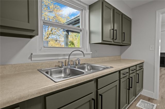 3108 Campus Drive, Dayton, OH 45406