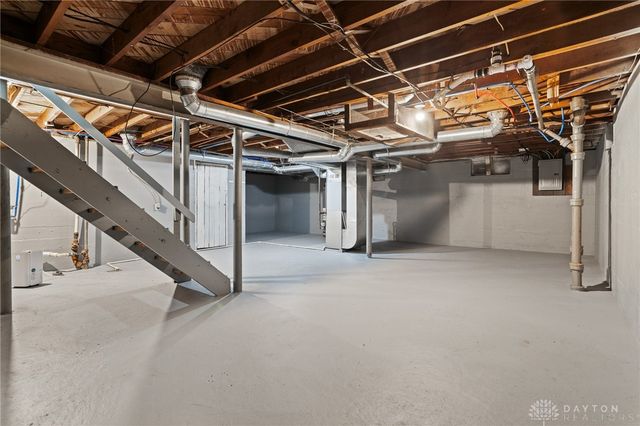 3108 Campus Drive, Dayton, OH 45406