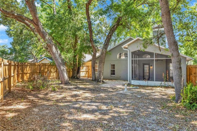 976 ROYAL OAKS DRIVE, Apopka, FL 32703