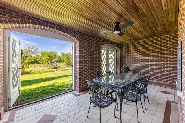1760 Shaffner Road, Wheaton, IL 60189