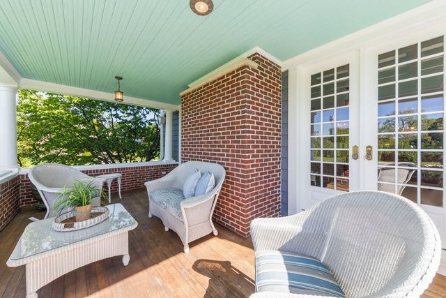 1760 Shaffner Road, Wheaton, IL 60189