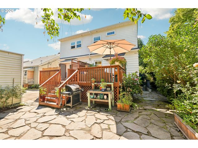 2747 Nw RALEIGH St 2, Portland, OR 97210