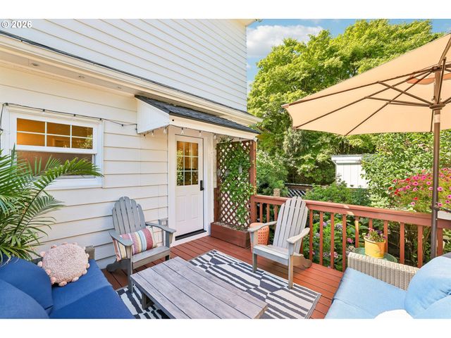 2747 Nw RALEIGH St 2, Portland, OR 97210