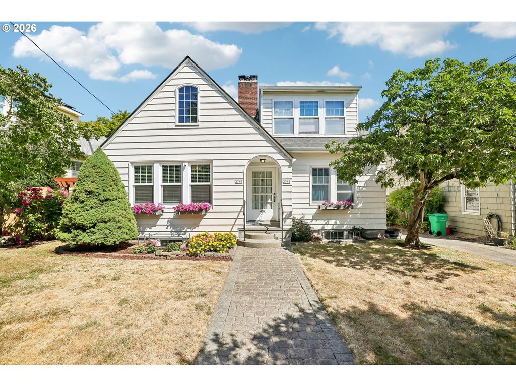 2747 Nw RALEIGH St 2, Portland, OR 97210